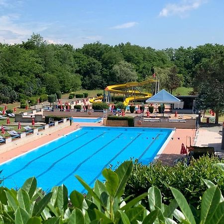 Piscina San Lorenzo 桑特伊阿 外观 照片
